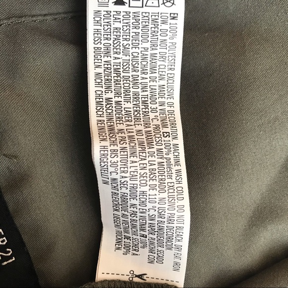 NWOT Forever 21 olive jacket - Picture 6 of 6